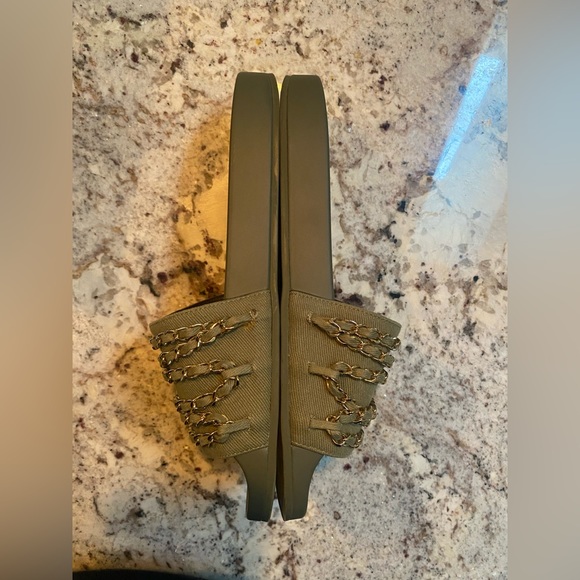 Chanel chain slides- Army Green sz 40 - Picture 6 of 9